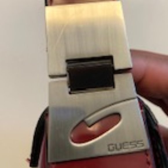 Guess: - Picture 10 of 11